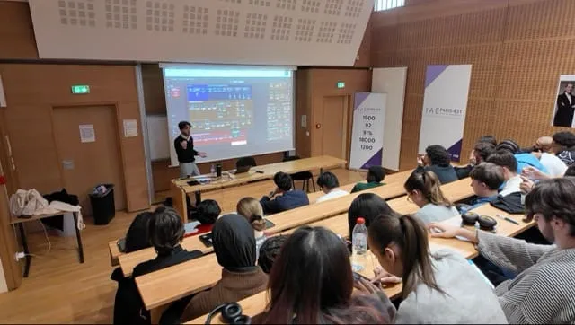 Présentation en amphithéâtre à l’IAE Paris-Est